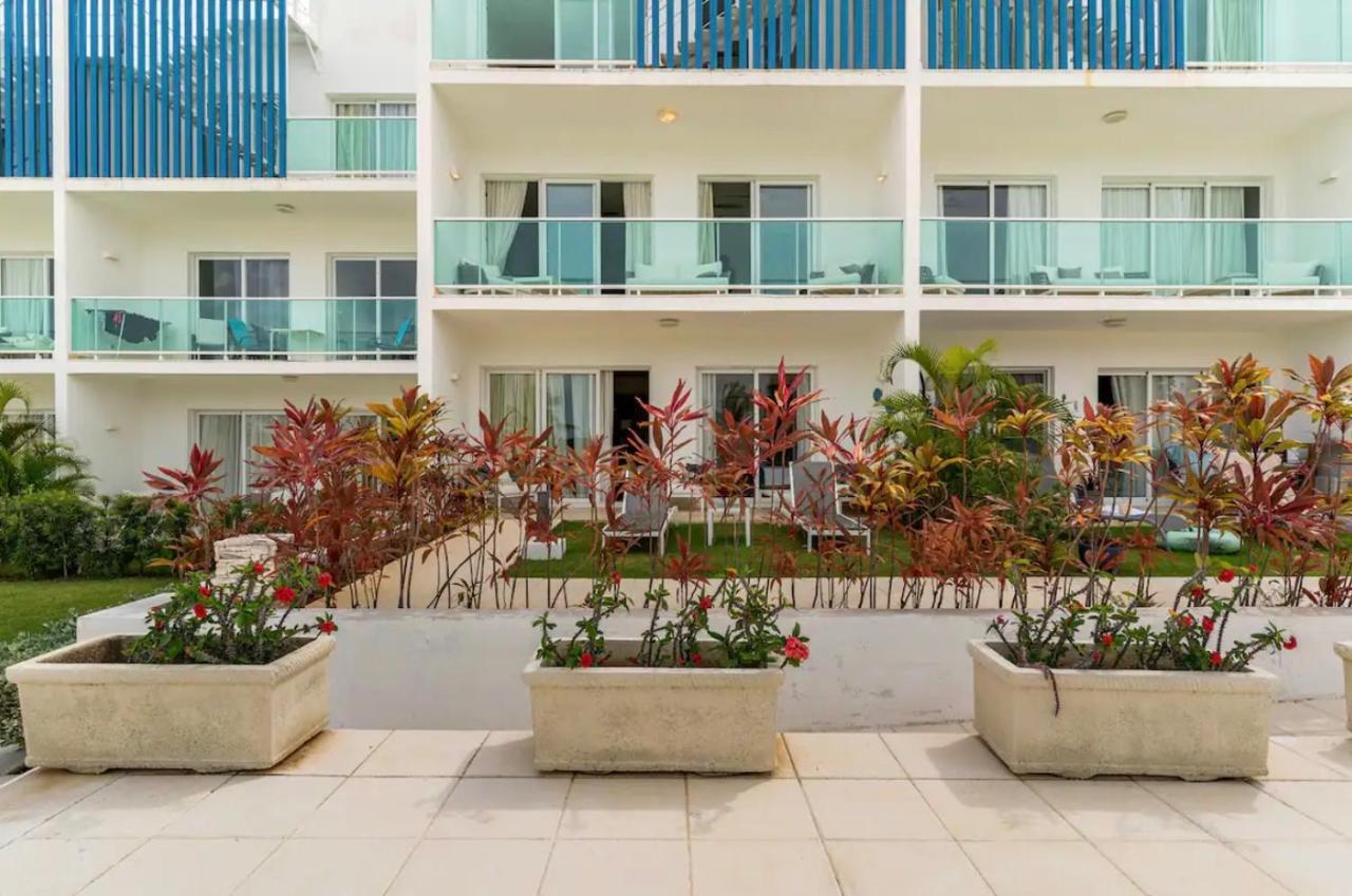 פונטה קאנה Apartamento Acceso Directo A La Piscina A-108, A-120, A-117 Y B-137 מראה חיצוני תמונה